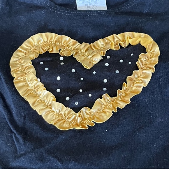 Random Hearts Black & Gold Baby Girl Outfit - Picture 3 of 7